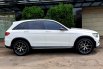 Mercedes-Benz GLC 200 AMG Line 2022 putih km 26 ribuan cash kredit bisa dibantu 4