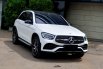 Mercedes-Benz GLC 200 AMG Line 2022 putih km 26 ribuan cash kredit bisa dibantu 2