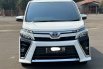 TOYOTA VOXY 2.0 AT PUTIH 2019 DIJUAL CEPAT TERMURAH 2