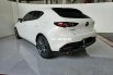 Mazda 3 Hatchback Skyactive 2.0 AT ( Matic ) 2020 Putih Km Antik 17rban Good Condition siap pakai 5