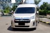 Toyota Hiace Premio 2020 10 seater diesel km 29 ribuan 3