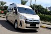 Toyota Hiace Premio 2020 10 seater diesel km 29 ribuan 2