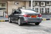 BMW 3 Series 320i M Sport 2.0 Facelift 2018 Abu Abu Metalik Sedan 6