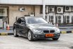 BMW 3 Series 320i M Sport 2.0 Facelift 2018 Abu Abu Metalik Sedan 2