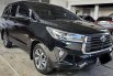 Toyota Innova 2.4 V A/T ( Matic Diesel ) 2022 Hitam Km 49rban Mulus Siap Pakai Good Condition 2