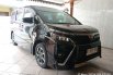 Toyota Voxy 2.0 A/T 2018  - Beli Mobil Bekas Murah 5