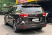 Kia Grand Sedona Ultimate 2017 3