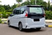 Nissan Serena Highway Star 2022 putih km 12 ribuan cash kredit proses bisa dibantu 7