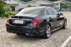 Mercedes-Benz C-Class C200 2018 Hitam 4