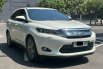 TOYOTA HARRIER 2.0 AUDIO LESS AT PUTIH 2014 DIJUAL CEPAT NEGO SAMPAI DEAL 1