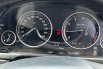 BMW 5 Series 520i 2013 Hitam 7