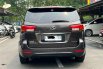 Kia Grand Sedona Ultimate 2017 Coklat 5