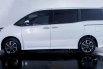 Toyota Voxy 2.0 A/T 2018 2