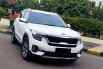Kia Seltos All New   GT Line 2021 putih km 25 ribuan pajak panjang 2