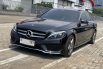 Mercedes-Benz C-Class C200 2018 Hitam 2