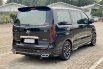 Hyundai H-1 2.5L CRDi Royale 2018 Hitam 4