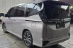 Toyota Voxy A/T ( Matic ) 2022 Silver Km 36rban Mulus Gress Siap Pakai 4