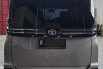 Toyota Voxy A/T ( Matic ) 2022 Silver Km 36rban Mulus Gress Siap Pakai 5