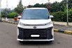 Toyota Voxy CVT 2024 putih km 2 ribuan cash kredit proses bisa dibantu 1