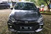 Daihatsu Ayla 1.2L R MT 2021 Abu-abu 1