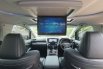 Toyota Vellfire 2.5 G A/T 2023 hitam km 22 ribuan pilotseat cash kredit proses bisa dibantu 21