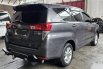 Toyota Innova 2.4 V A/T ( Matic Diesel ) 2019 Abu2 Mulus Siap Pakai Good Condition 6