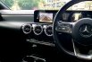 Mercedes-Benz CLA 200 AMG Line 2022 kuning km 8 ribuan 9