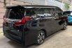 Toyota Alphard 2.5 G A/T 2021 Hitam 5