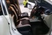 Daihatsu Xenia 1.5 R Deluxe AT 2019 putih 7