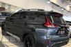 Mitsubishi Xpander Cross  Black Edition  AT 2021 Abu-abu 3