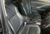Mitsubishi Xpander Cross  Black Edition  AT 2021 Abu-abu 9