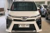 Toyota Voxy 2.0 AT 2018 Putih 1
