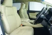 Toyota Alphard 2.5 G A/T 2021 Putih 10