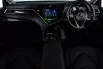 Toyota Camry 2.5 V 2021 Hitam 3