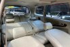 Toyota Kijang Innova V 2014 Abu-abu 12