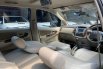 Toyota Kijang Innova V 2014 Abu-abu 9