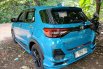 Toyota Raize 1.0T GR Sport CVT 2022 Biru 4