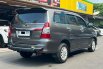 Toyota Kijang Innova V 2014 Abu-abu 4