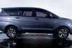 JUAL Toyota Innova 2.0 V Luxury AT 2021 Abu-abu 5