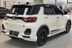 Toyota Raize 1.0T GR Sport AT 2022 Putih 5