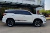 Toyota Fortuner 2.4 TRD AT 2021 putih km 31 ribuan diesel 4