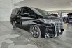 Toyota Alphard 2.5 G ATPM AT ( Matic ) 2023 Hitam Super low km baru 2rban Good Condition siap pakai 2