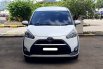 Toyota Sienta V CVT 2017 putih km 69rban 1