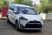 Toyota Sienta V CVT 2017 putih km 69rban 3