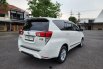 Toyota Kijang Innova V A/T Diesel 2018 Putih solar reborn 3