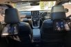 Toyota Kijang Innova Zenix Hybrid 2023 Hitam reborn 8