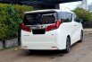 Toyota Alphard 2.5 G A/T 2023 putih km 11 ribuan sunroof 11