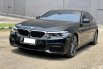 BMW 5 Series 530i M Sport 2020 Hitam 2