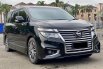 Nissan Elgrand Highway Star 2014 Hitam 3