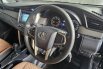 Toyota Innova G 2.4 diesel AT ( Matic ) 2019 Hitam plat genap bekasi 11